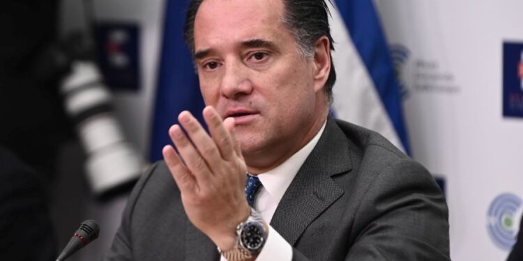 Άδωνης Γεωργιάδης για την έλλειψη οδηγού ασθενοφόρου στην Αίγινα. Το πόρισμα της ΕΔΕ