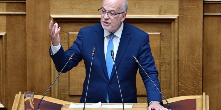 Φλωρίδης σε δικηγόρους για το δικαίωμα πρόσβασης στο υλικό της δικογραφίας