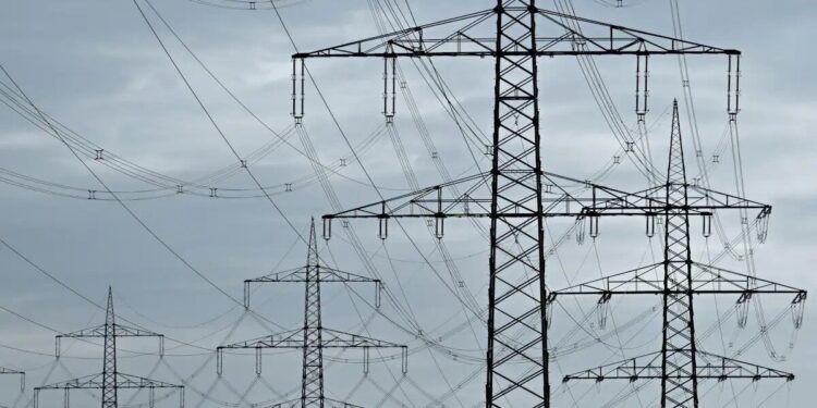 Πώς και γιατί άλλαξε άρδη το τοπίο της ελληνικής αγοράς ηλεκτρισμού 