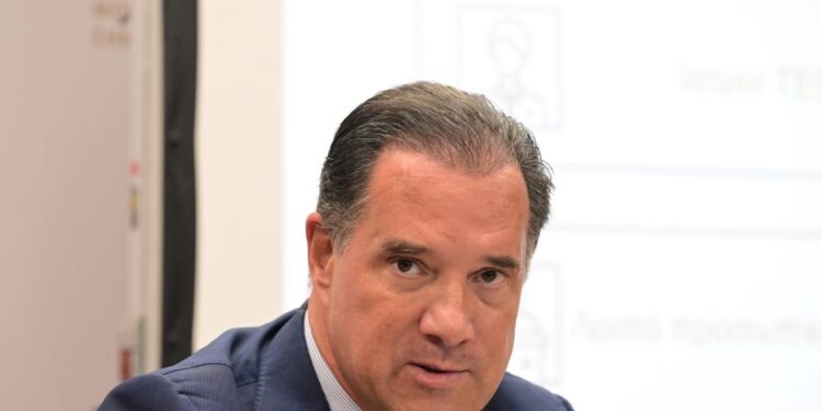 Άδωνις Γεωργιάδης για τη σύλληψη του διευθυντή καρδιοχειρουργικής στο Ιπποκράτειο για «φακελάκι»: «Σε αναστολή ο επίορκος – Μη φοβάστε, φτιάχνουμε καλύτερο ΕΣΥ»