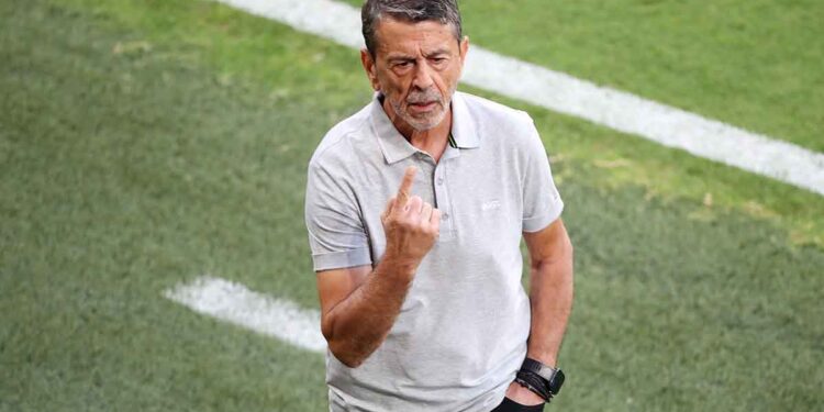 Γιάννης Πετράκης: «Δεν ήμασταν αυτοί που έπρεπε στο Α’ ημίχρονο – Μπορούσαμε και την ισοπαλία στην επανάληψη» (video)