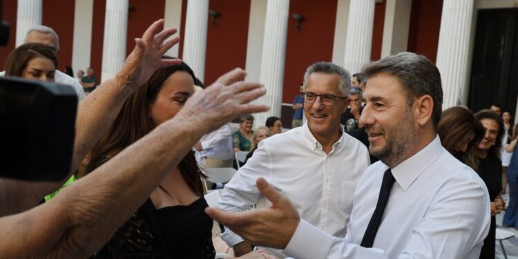 51 χρόνια ΠΑΣΟΚ: Live η ομιλία του Νίκου Ανδρουλάκη από το Ζάππειο