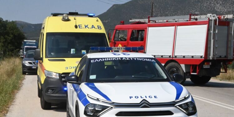 Τροχαίο στην Εθνική Οδό Αθηνών – Κορίνθου: Τρεις τραυματίες μεταξύ αυτών ένα παιδί