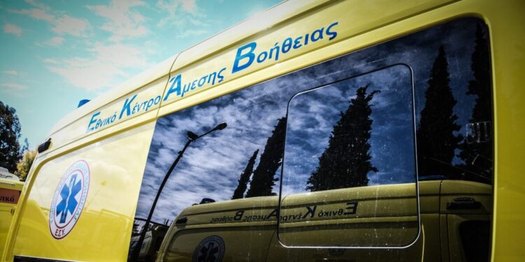 Εργατικό ατύχημα στη Θεσσαλονίκη: Άνδρας έπεσε από τα 8 μέτρα – Γέφυρα ζωής για τη μεταφορά του στο νοσοκομείο