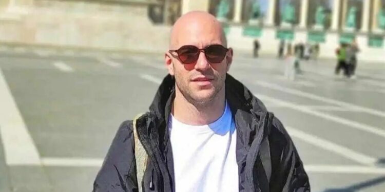 Θεσσαλονίκη: «Οι αστυνομικοί δεν είναι αναλώσιμοι» – Σπαρακτικός ο λόγος των γονιών του Λυγγερίδη