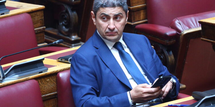 Αυγενάκης για τον πρώην πρόεδρο του ΟΠΕΚΕΠΕ Ευάγγελο Σημανδράκο: Να προσκομίσει στοιχεία για όλα όσα ισχυρίστηκε εις βάρος μου