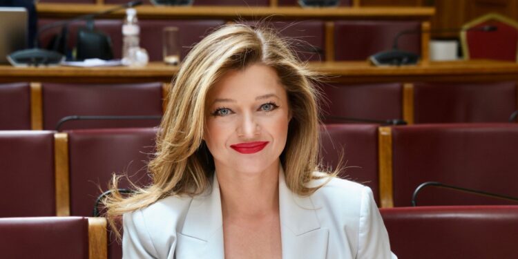 Καινούργιος  Κώδικας Χωροταξίας και Πολεοδομίας. Αλλαγή τομή για τη χώρα