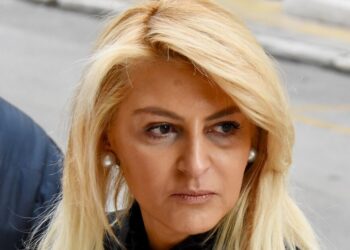 Πέθανε η κόρη της Μπέσσυς και του Διαμαντή Λαιμού – Θρήνος στην εφοπλιστική οικογένεια