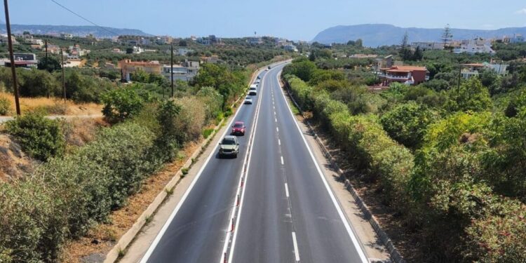 Κρήτη: Πιο ασφαλείς οι μετακινήσεις στον ΒΟΑΚ με νέες παρεμβάσεις οδικής ασφάλειας