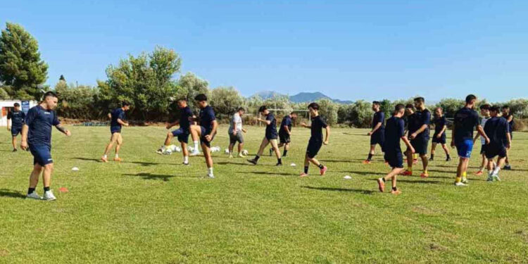 Χρυσός Αστέρας Παντάνασσας: Πρώτη προπόνηση με προσδοκίες και όρεξη για δουλειά (φωτο)