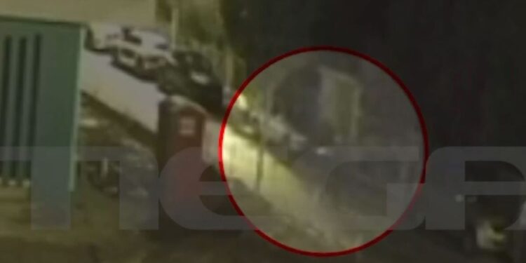 Δροσιά: Βίντεο ντoκουμέντο δείχνει τον δράστη της επίθεσης λίγο μετά τους πρώτους πυροβολισμούς εναντίον του 38χρονου