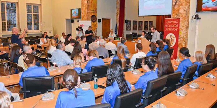 Μεγάλη επιτυχία και συγκίνηση στην εκδήλωση ενημέρωσης για τη δωρεά μυελού των οστών στο Αγρίνιο