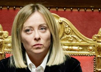 Οι χαμηλότερες αποδόσεις των ιταλικών ομολόγων αποφέρουν απροσδόκητα κέρδη 13 δισ. ευρώ για την Meloni