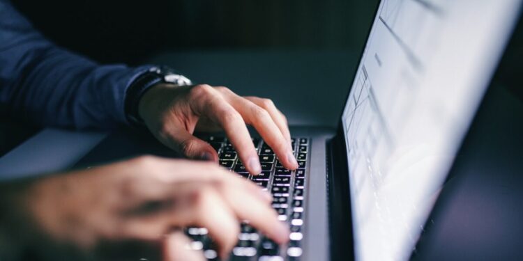 Dashboard – myEFKA: Πώς μπορείτε να παρακολουθείτε ένσημα, εισφορές και παροχές