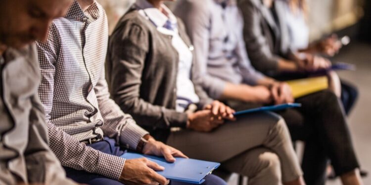 Υπουργείο Εργασίας: 1.000 επιπλέον θέσεις για ΑμεΑ στους ΟΤΑ – Περαιτέρω ενίσχυση των ίσων ευκαιριών στην απασχόληση