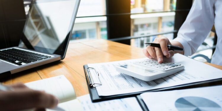 Μηνιαίες δηλώσεις ΦΠΑ: Επεκτείνεται το καθεστώς από 1η Οκτωβρίου – Ποιους αφορά η επόμενη φάση