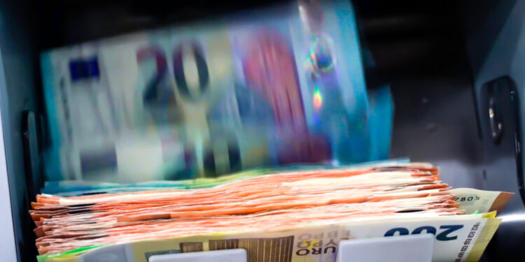 Ειδικό εποχικό βοήθημα 2025 της ΔΥΠΑ: Πόσο είναι το επίδομα ανά επάγγελμα