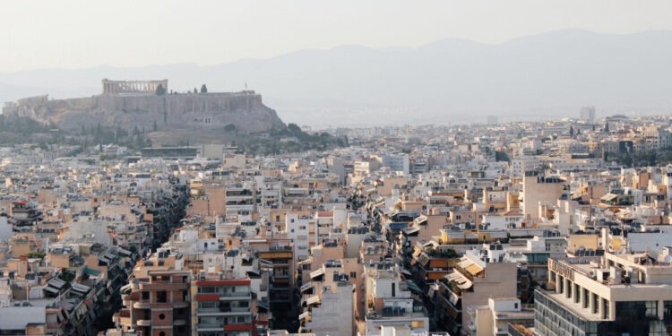 Airbnb: Έρχονται αυστηροί έλεγχοι από 1η Οκτωβρίου – Υπουργείο Τουρισμού και ΑΑΔΕ στέλνουν e-mail προειδοποίησης