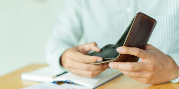 Σφαίρα πάνε οι διακανονισμοί για χρέη στα ταμεία – Ρεκόρ για πάγιες ρυθμίσεις και εξωδικαστικούς μηχανισμούς