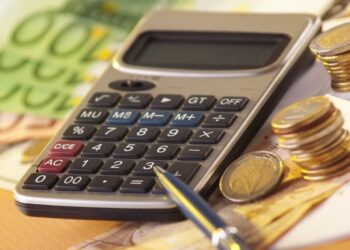 Σημαντική αύξηση στις αποδοχές εργαζομένων από υπερωρίες – Ενισχυμένα έσοδα στα ασφαλιστικά ταμεία