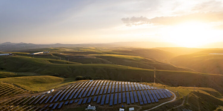 Απόσβεση σε πάνω από 12 χρόνια για τους αγρότες του «Φωτοβολταϊκά στο Χωράφι»