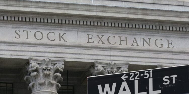 Αυξάνονται τα αρνητικά στοιχήματα για τα αμερικανικά ομόλογα εν αναμονή της έκθεσης για την απασχόληση στις ΗΠΑ