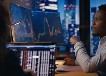 Οριακή άνοδος στο άνοιγμα του Χρηματιστήριου Αθηνών – Παρόμοια εικόνα επικρατεί και στην Ευρώπη