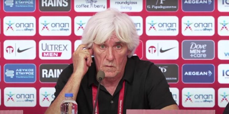 Σεισμός: Βίντεο από την δόνηση να διακόπτει τη συνέντευξη Τύπου του Γιοβάνοβιτς στο «Γ. Καραϊσκάκης»