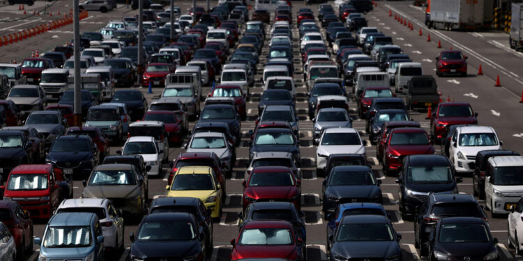 Με νέο διάταγμα Τραμπ μειώνονται στο 15% οι δασμοί στα αυτοκίνητα που εισάγονται από την Ιαπωνία