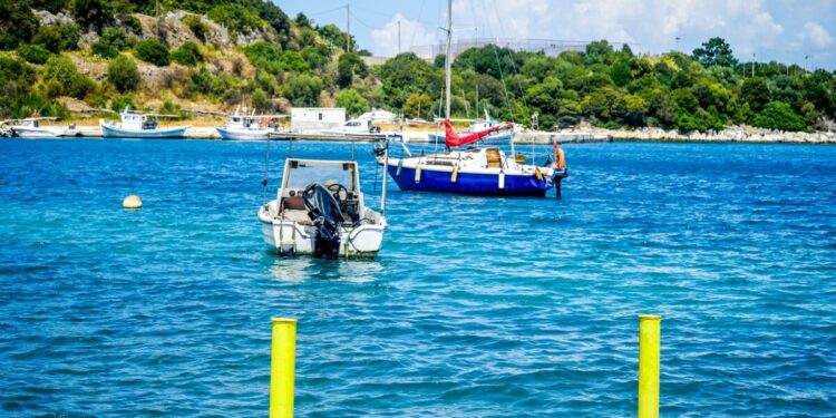 Καιρός αύριο: Άνοδος της θερμοκρασίας και τοπικές βροχές