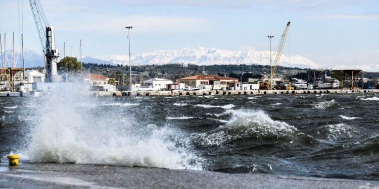 Καιρός αύριο: Βροχές, καταιγίδες και 37αρια στα ηπειρωτικά