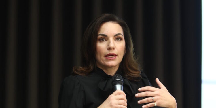 Πηγές Δήμου Αθηναίων: «Απρόκλητη και υβριστική» η δήλωση της Όλγας Κεφαλογιάννη για τα γκράφιτι κατά του Ισραήλ