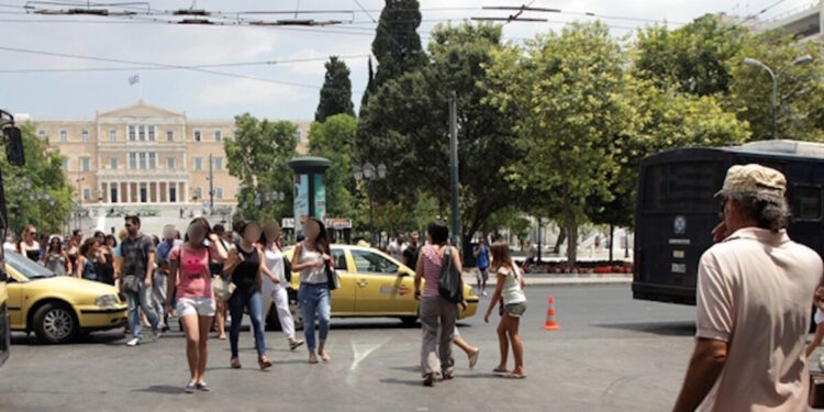 Δημοσκόπηση Alco: Πάνω από τους μισούς πολίτες δηλώνουν ότι δεν θα ωφεληθούν από τα μέτρα που ανακοινώθηκαν στη ΔΕΘ