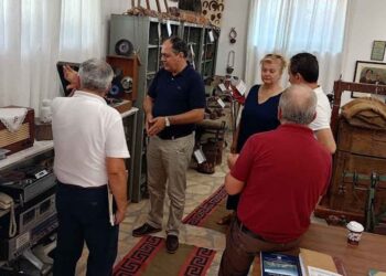 Επίσκεψη στο Λαογραφικό Μουσείο Μπαμπίνης (φωτο)