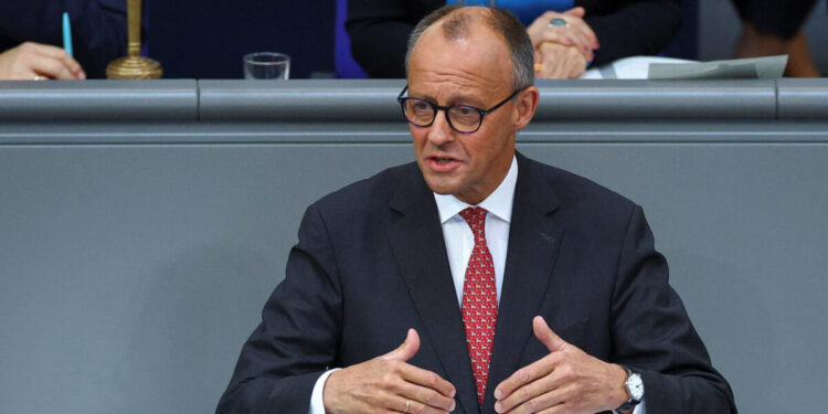 Γερμανία: Η χαλάρωση του φρένου χρέους για την άμυνα επιβάλλει περικοπές στις δαπάνες υγείας – Ωμή σύσταση της Bundesbank