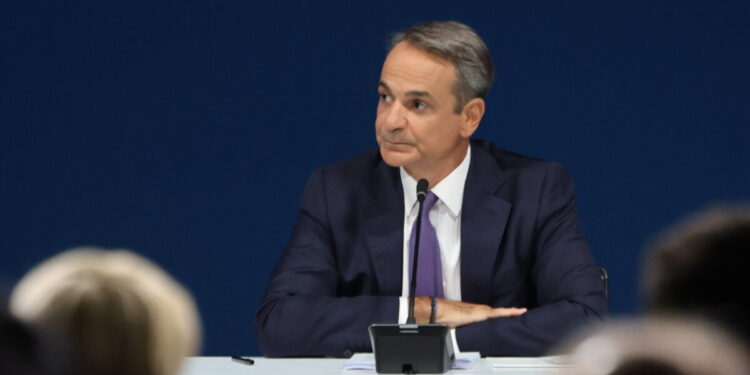 Μητσοτάκης: Με προβληματίζει η καθυστέρηση της Γκιλφόιλ, αλλά δεν έχω και τόσο καλή σχέση όσο ο Καμμένος