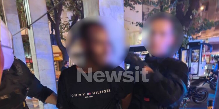Ο Παλαιστίνιος θα κάρφωνε ψαλίδι στην κοιλιά 32χρονης την ώρα που έφτασαν οι αστυνομικοί – Το διαβιβαστικό για το θρίλερ στην Αθήνα