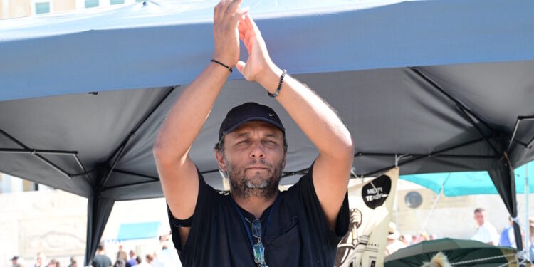 Τέμπη: Δεκτό το αίτημα του Πάνου Ρούτσι για την εκταφή του γιου του