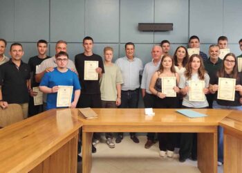 Αγρίνιο: Διάκριση μαθητών στον Πανελλήνιο Διαγωνισμό Ανοιχτών Τεχνολογιών – Συγχαρητήρια του Δημάρχου