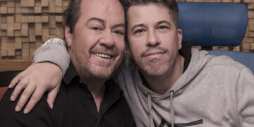 Γιάννης Πάριος και Χάρης Βαρθακούρης πρωταγωνιστούν δυναμικά στο TikTok με το ντουέτο τους