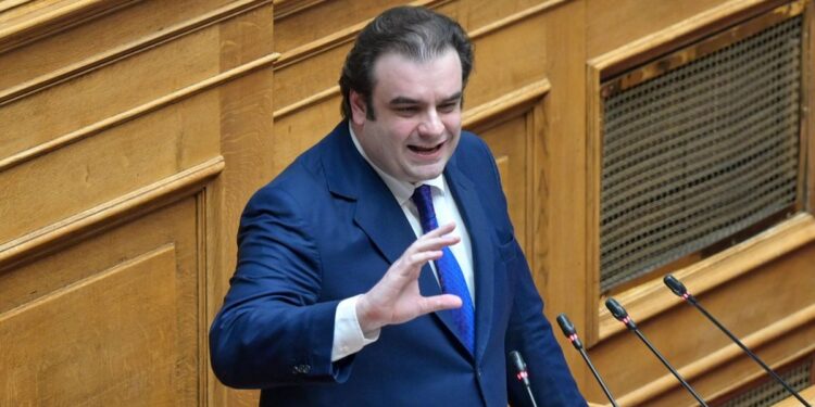 Πιερρακάκης: Κάθε ευρώ που επενδύεται στα σχολεία, επιστρέφει πολλαπλάσια στο μέλλον μας