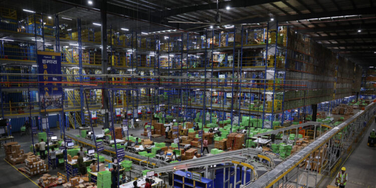 Οι κινεζικοί γίγαντες του ηλεκτρονικού εμπορίου αναζητούν περισσότερες αγορές στην Ευρώπη