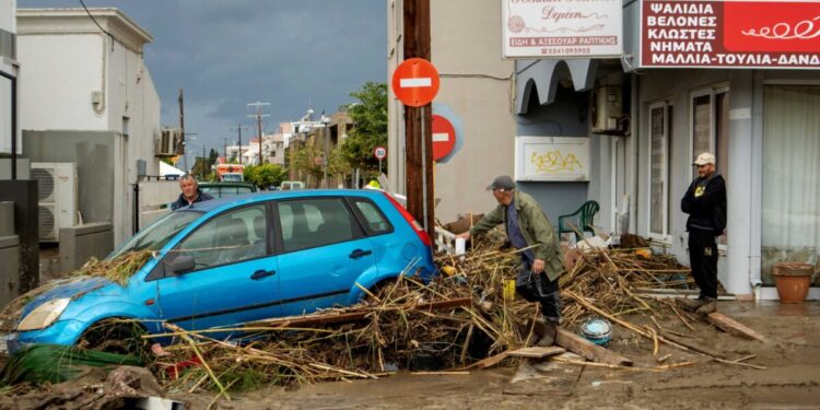 Κομισιόν: Κάθε Έλληνας πλήρωσε 60 ευρώ το 2023 λόγω των ακραίων καιρικών φαινομένων