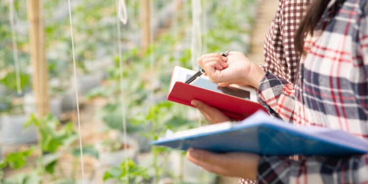 Oper8: Νέα ηλεκτρονική εκπαιδευτική ενότητα στη μάχη κατά των ζιζανίων στο χωράφι