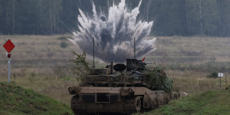 Με πολεμική ατζέντα η κατεπείγουσα σύνοδος των ηγετών της ΕΕ – Στο επίκεντρο της η οικονομική στήριξη της ανατολικής αμυντικής πτέρυγας