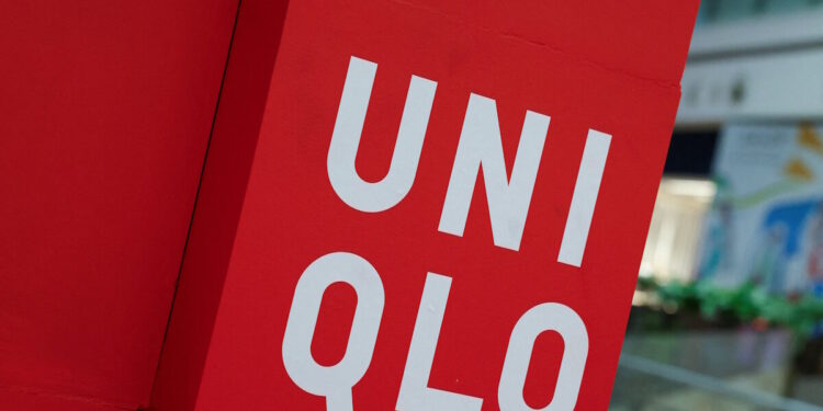 Πώς η ιαπωνική Uniqlo αμφισβητεί την κυριαρχία των Zara και H&M