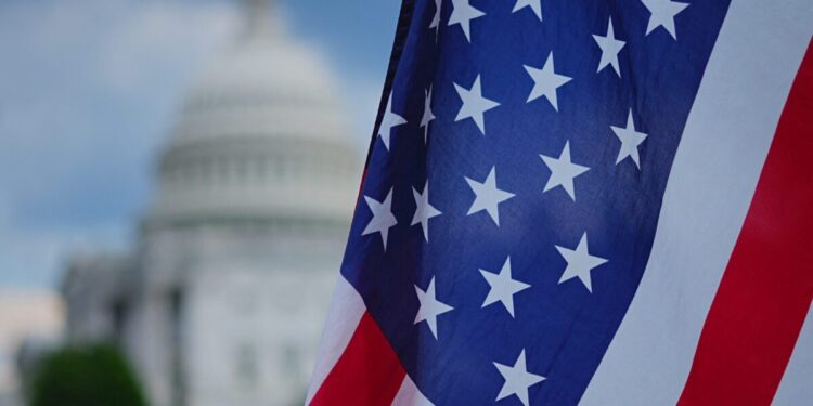 Σήμα κινδύνου για την απασχόληση στις ΗΠΑ – Περισσότερες από τις αναμενόμενες οι αιτήσεις για επιδόματα ανεργίας