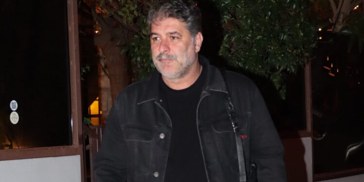 Βασίλης Μπισμπίκης: «Μου έφυγε το τιμόνι και προκάλεσα ζημιά, τηλεφώνησα στο τμήμα»