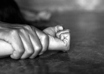 Αγρίνιο: Γυναίκα κατήγγειλε τον εν διαστάσει σύζυγό της για απόπειρα βιασμού