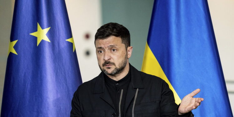 Ουκρανία: Ο Ζελένσκι προσελκύει Αμερικανούς επιχειρηματίες και επιδιώκει να αναπτύξει τη βιομηχανία κατασκευής μη επανδρωμένων αεροσκαφών